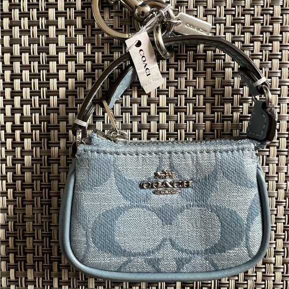 New Women's "COACH" Mini Shoulder Bag Key Chain, Signature Coach Logo On Bag - Picture 1 of 5